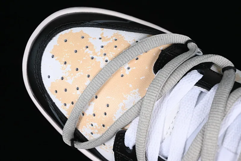 All Categories Nk SB Dunk Series Nk SB Dunk Low Low-top sneakers Nk Dunk Low DaVinci Custom Robinson Graffiti Deconstruction SB strap low-top casual sneakers DD1391-100